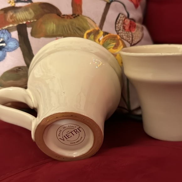 Vietri Coffee mugs - set of 2 - Picture 2 of 6
